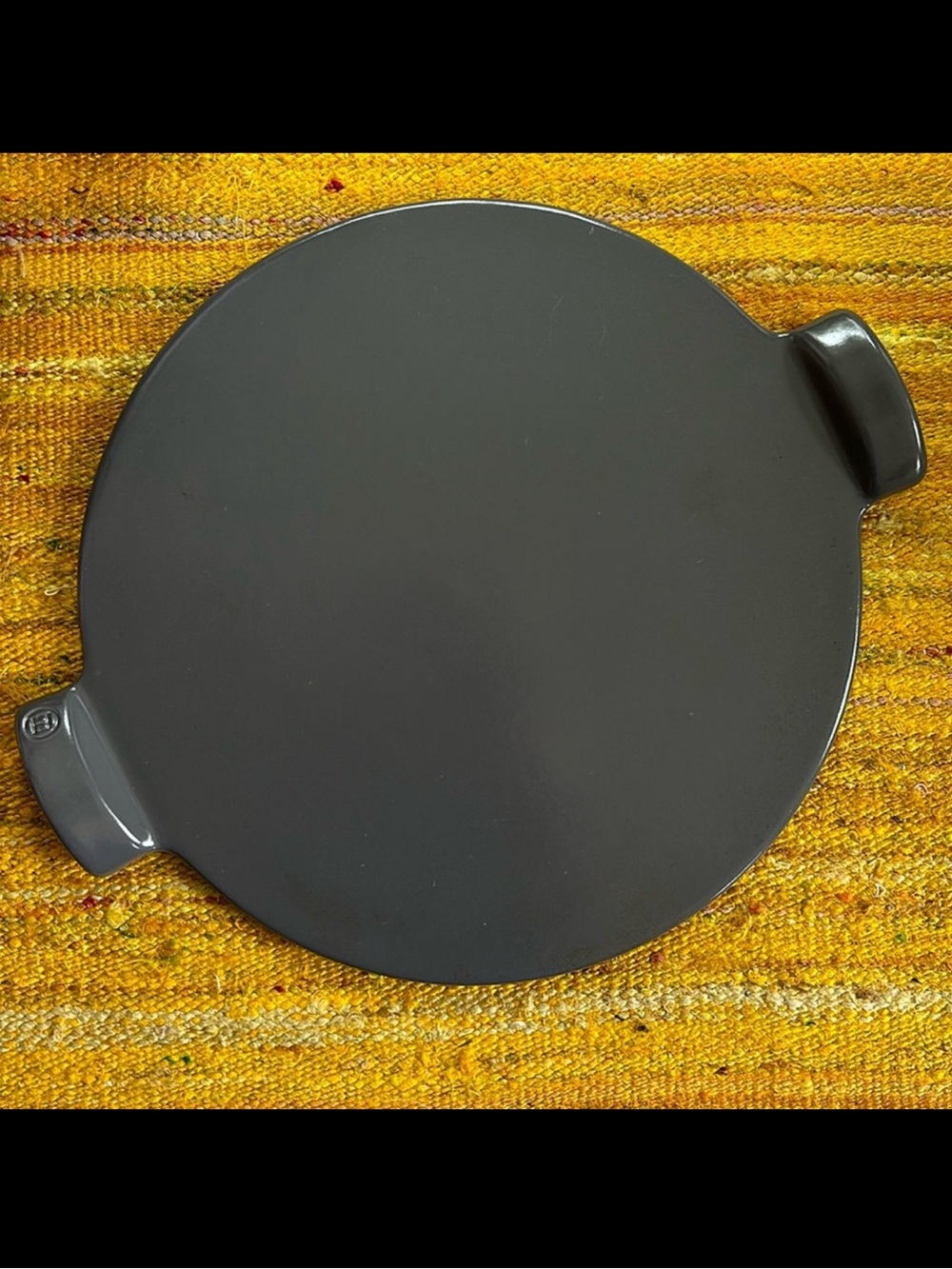 Emile Henry Smooth Pizza Stone 14.4” with Handles Rare Charcoal Gray Color